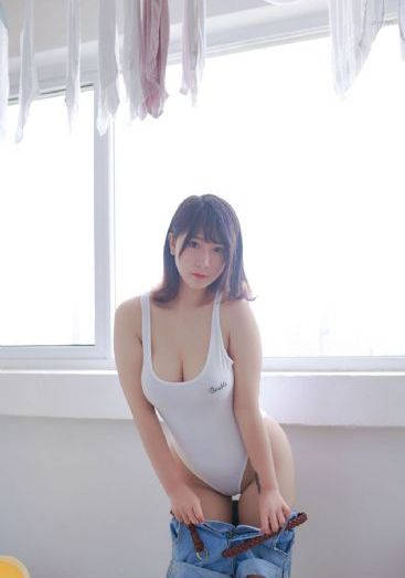 三年片在线观看免费最新章节_完整无删减版