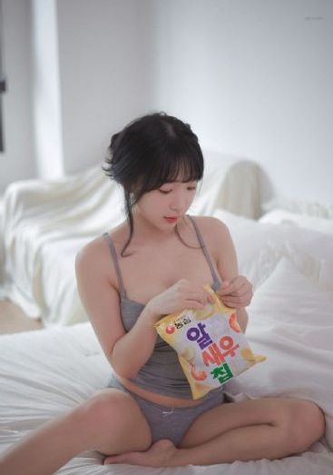 《女老师》_HD迅雷电影在线