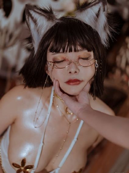 年轻的女邻居hd免费观看_剧情片免费在线观看