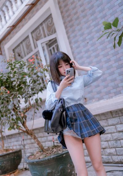 秋月爱莉在线观看_HD全集免费观看