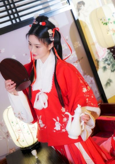 《漂亮的女邻居》电影完整版_高清电影全集观看