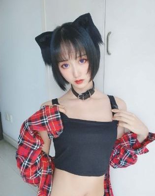 不扣钮的女孩完整版_1080P电影在线看