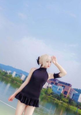 风华雪月_十万网红美女美酱